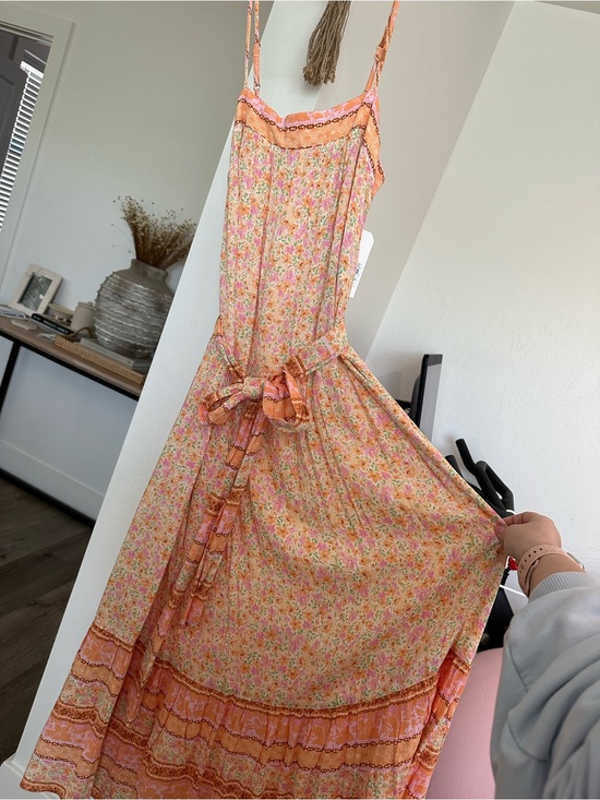 Billabong Dresses & Skirts - Billabong Peach Floral Midi Dress with Tie Waist